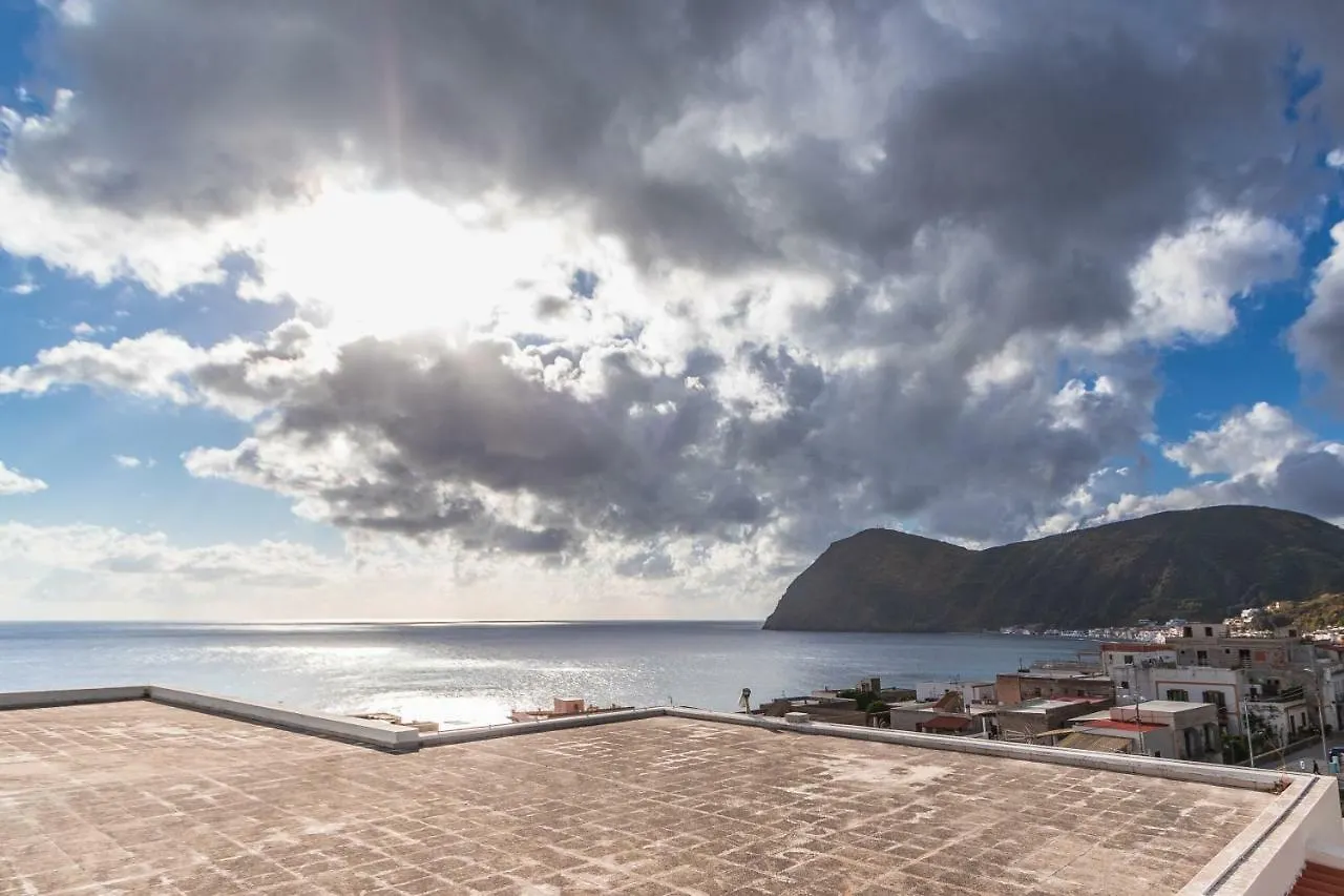 Hotel Residence La Villetta Canneto  Aparthotel